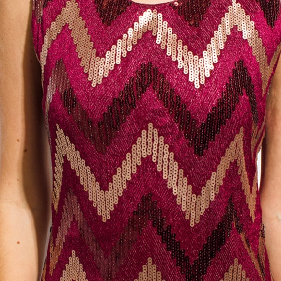 ~RED AND GOLD SEQUINED CHEVRON PRINT DRESS~ - Picture 6 of 6